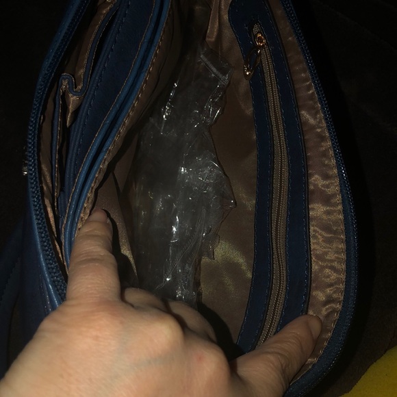 New Blues Shoulder bag/cross body - Picture 6 of 6